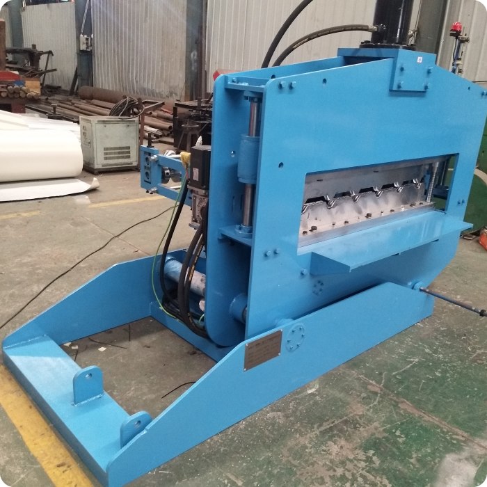 Roof Panel Curving Machine